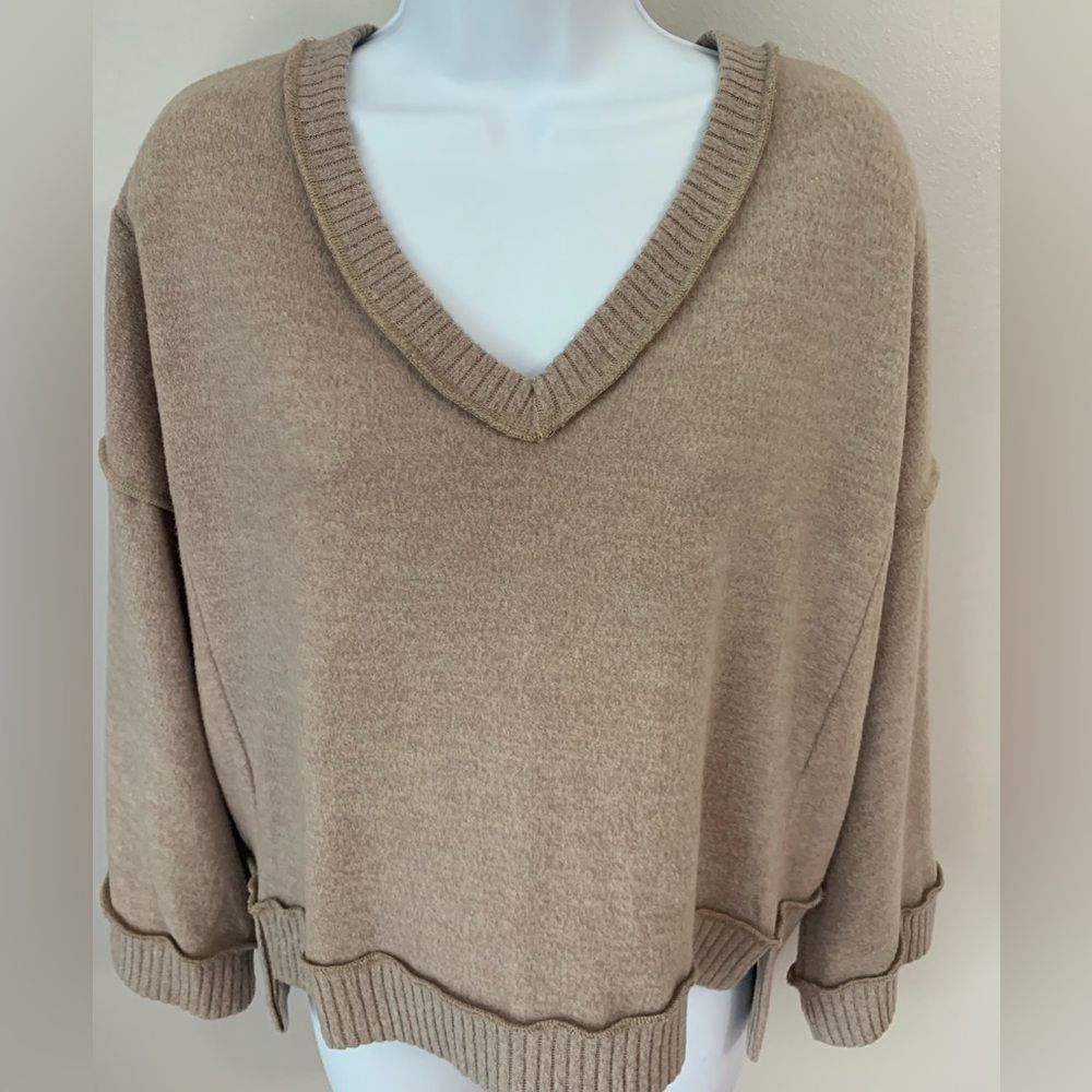 cy Fashion Tan Sweater
